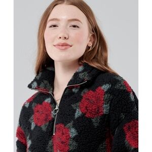 Hollister Floral Rose Half Zip Cropped Sherpa Pullover Jacket